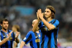 球队成绩不错，为什么伊布2009年要离开国际米兰去巴萨踢球？