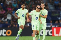 西甲神剧情：从0-2到3-2，乌龙球绝杀，11亿豪门登顶积分榜