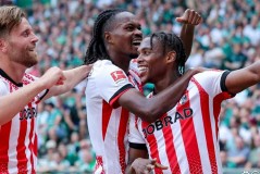 德甲最新战况：汉堡首胜，拜仁狂胜，莱比锡连胜3场