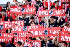 赛制大改引争议！苏超联赛推“双败淘汰”，能否实现职业化发展？