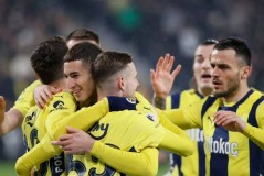 5-2！穆帅主场翻盘！费内巴切6-4晋级，离欧冠正赛就差一步