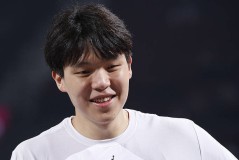 杨瀚森出场份额彻底清零 下放发展联盟只是时间问题!