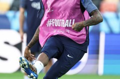 法甲揭幕战：巴黎圣日耳曼1-0艰难击败南特，新赛季开局平淡