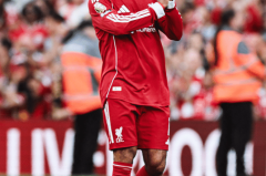 萨拉赫6分钟传射，力压梅西创造历史！范迪克绝杀，利物浦3-2马竞