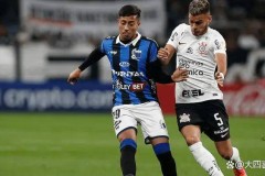 巴西甲老牌对决：桑托斯困兽犹斗，科林蒂安欲乘胜追击拿三分！