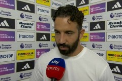 任重道远！两战不胜曼联问题难解，压力越来越大的阿莫林陷入矛盾