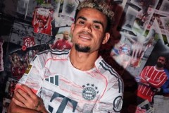 飙升第3！拜仁此前仅花230万欧德甲倒2，签迪亚斯后跃升至第3