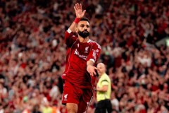 萨拉赫续约12场4球，范戴克35万英镑失误低级，利物浦信错人了？